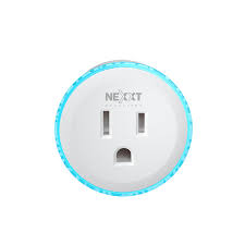 Nexxt Solutions Connectivity - Smart plug RGB light