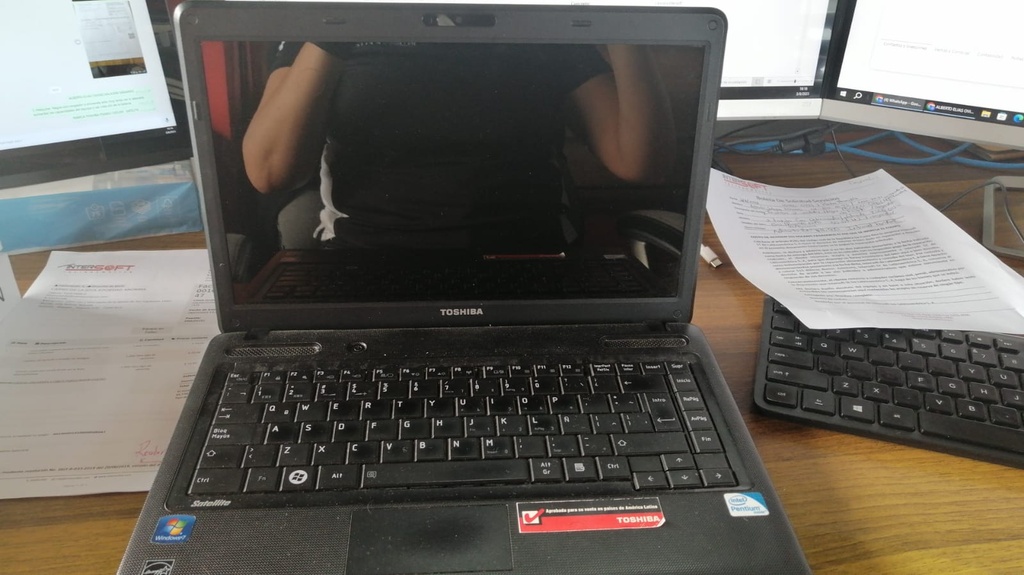 T-TOSHIBA PS000U-OIELM5   SATELITE