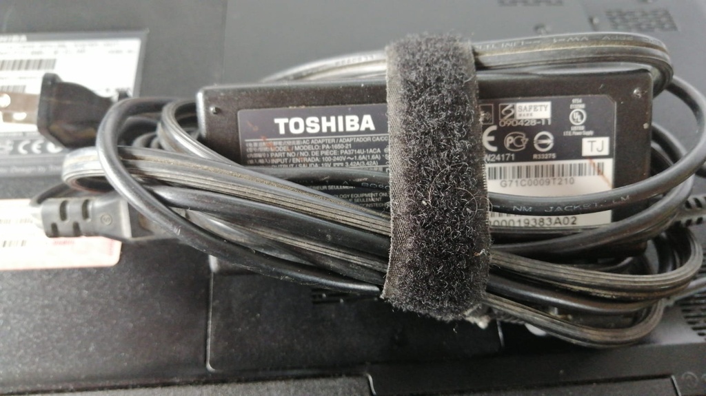 T-TOSHIBA PS000U-OIELM5   SATELITE