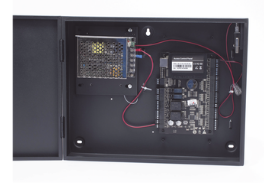 Panel de Control de Acceso para 2 Puertas C3200 / Fácil gestión / 30.000 tarjetas / Gabinete metálico y fuente de alimentación de 12 VCC/3 A incluida