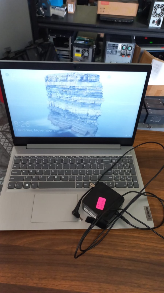 t-laptop-81we