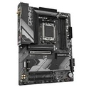 Gigabyte - Motherboard - Socket AM5 - B650 GAMING X AX