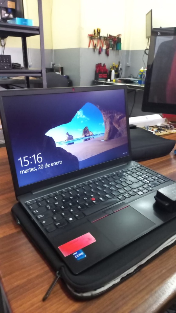 T-LENOVO-E15G2