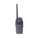 Radio Portátil UHF 400-512 MHz, Digital DMR y Analógico, 5 W, Incluye antena, batería, cargador y clip, 16 canales preconfigurados TX680