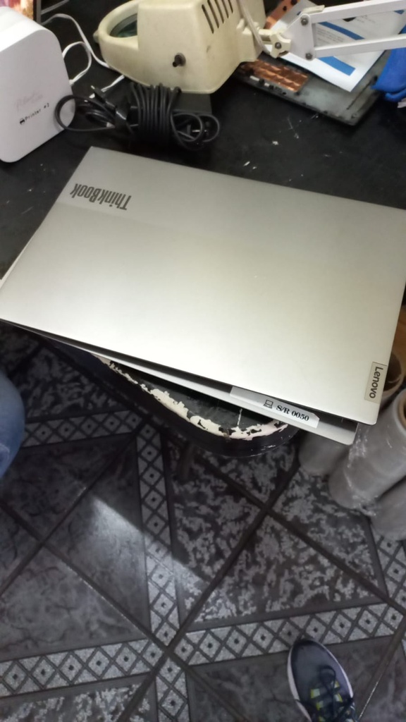 LENOVO-15G2ITL