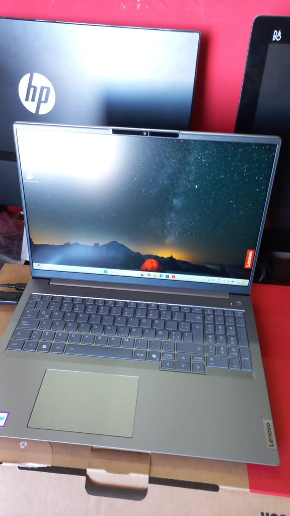 Laptops nuevas Emelea