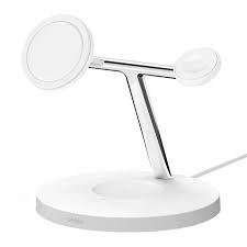 Belkin BOOST CHARGE PRO MagSafe 3-in-1 - Base de carga inalámbrica - 15 vatios - blanco - para Apple Wireless Charging Case; AirPods Pro; iPhone 12, 13, 14