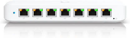 ULTRAUSWULTRA210W-Switch PoE compacto capa 2, 8 puertos GbE (7 con salida PoE+ y 1 con entrada PoE++) UBIQUITI