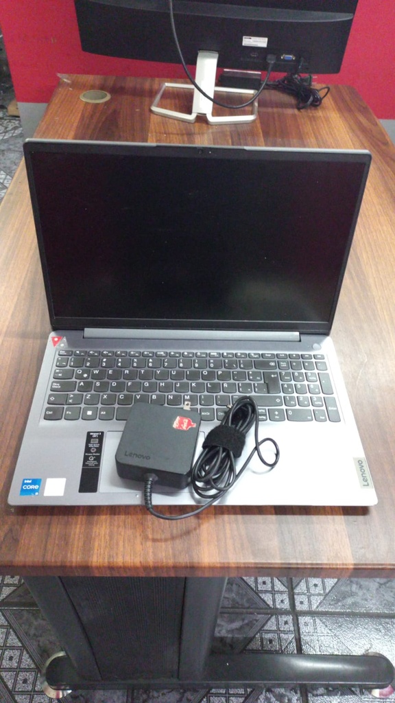 Laptop PF9XB3712072