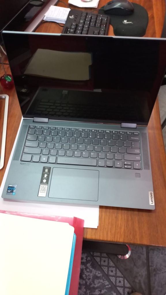 YOGA LENOVO