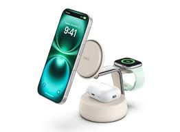 [WIZ040ttSD] Belkin - Qi2 25W 3 in 1 UltraCharge Pro Magnetic Charging Dock Sand - Lithium - Para Universal